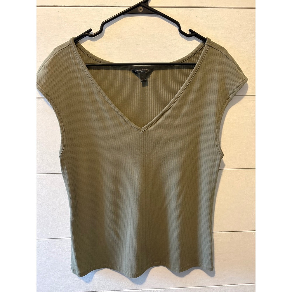 Banana Republic Women Olive Green Ribbed V-Neck Cap Sleeve Knit Top Large